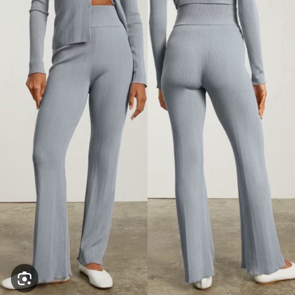 Everlane Ribbed Flare Pants